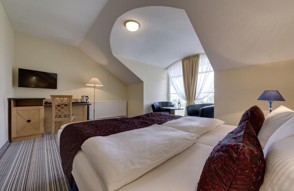 Hotel Aquamarin Ostseebad Kühlungsborn Eksteriør billede