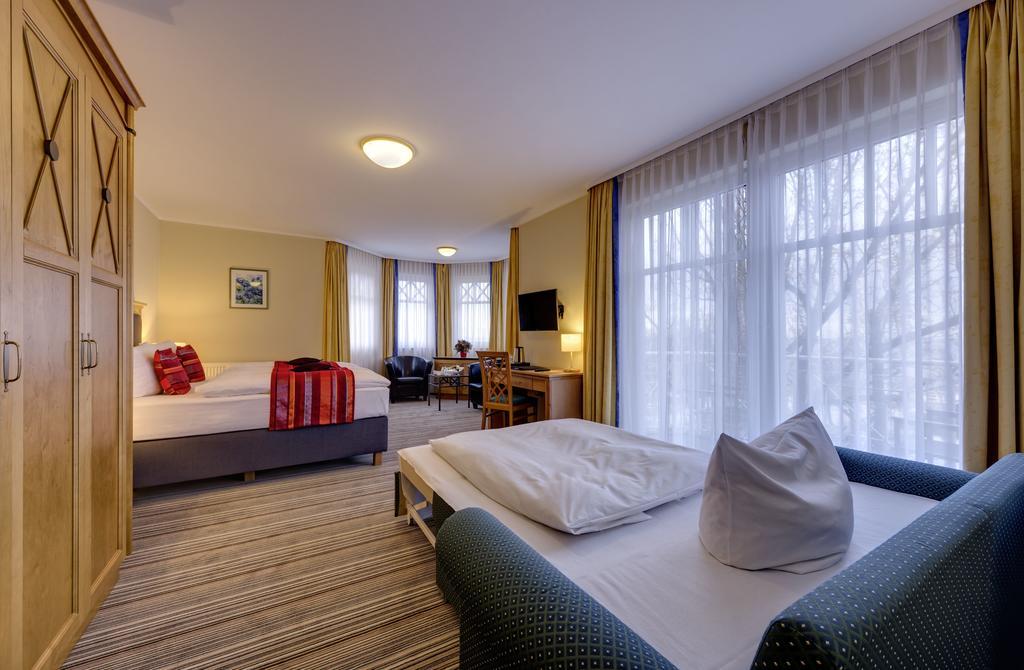 Hotel Aquamarin Ostseebad Kühlungsborn Eksteriør billede