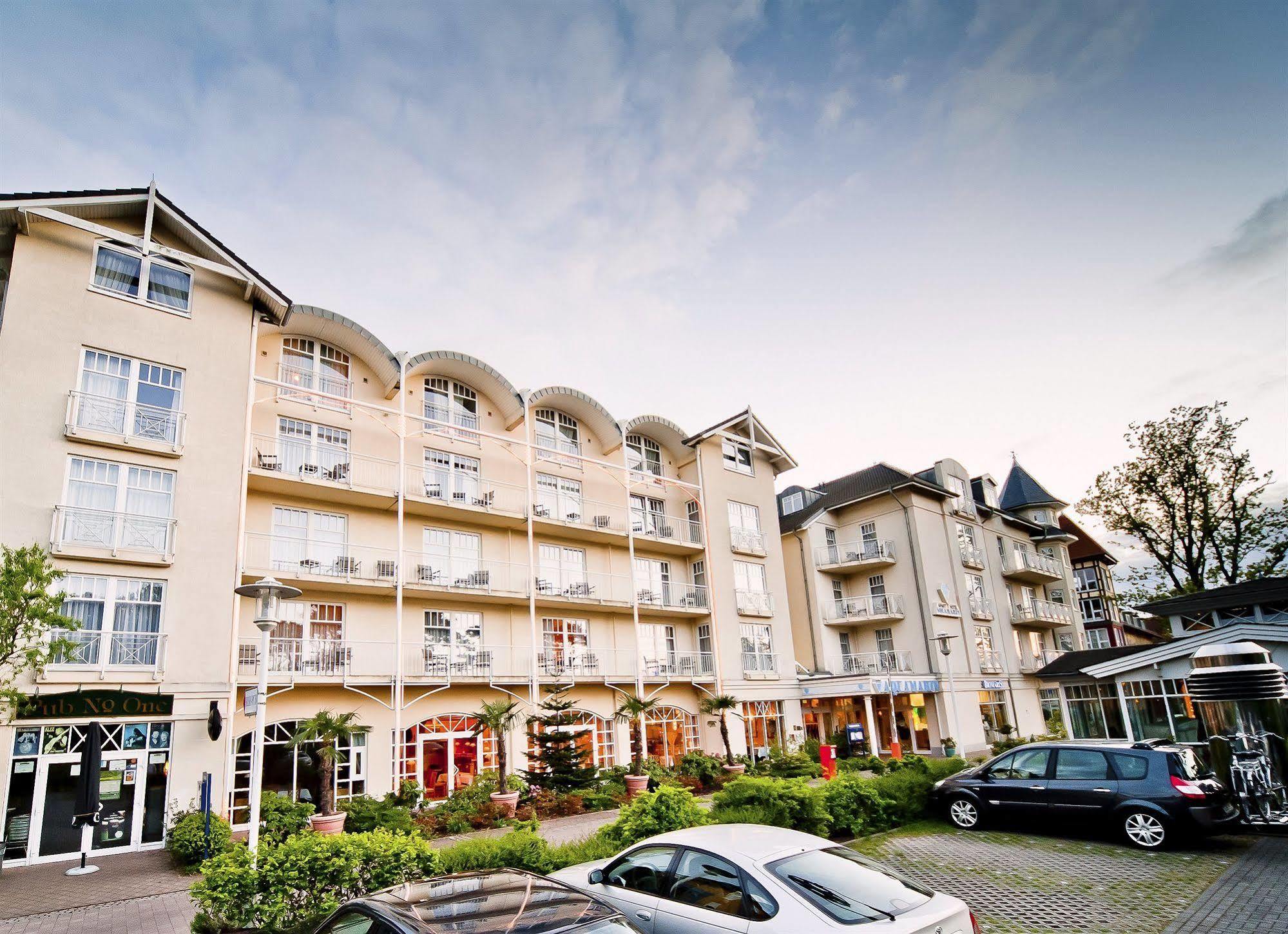 Hotel Aquamarin Ostseebad Kühlungsborn Eksteriør billede